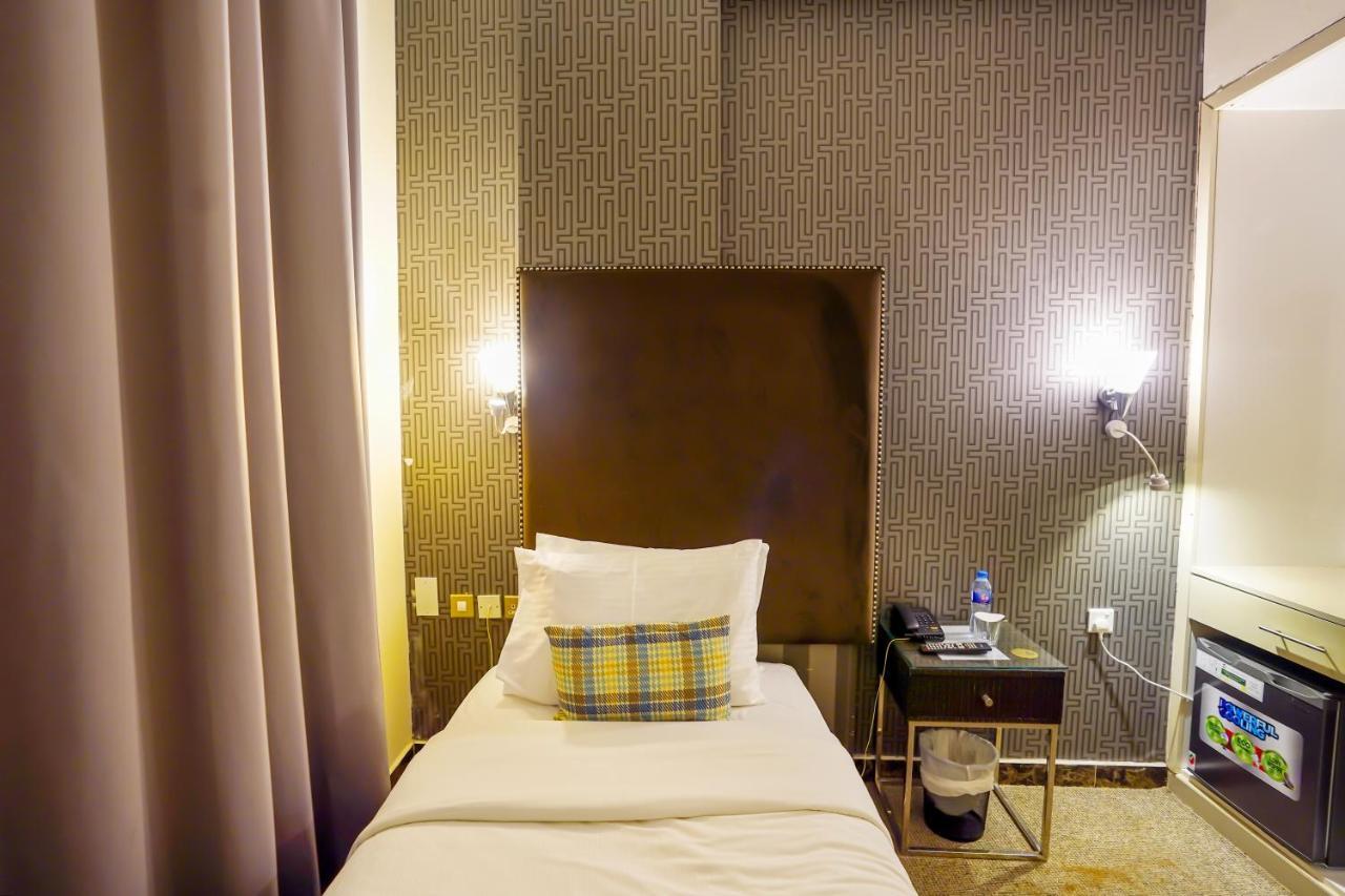 Cube Hotel Dubai Dış mekan fotoğraf